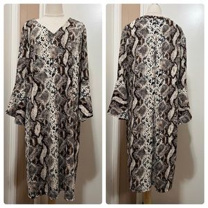 Olivia Matthews Women's Dress Size 3X Animal Print Flared Bell Sleeve